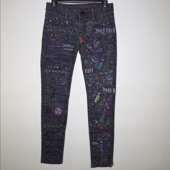 Elle Denim - ELLE graffiti jeans